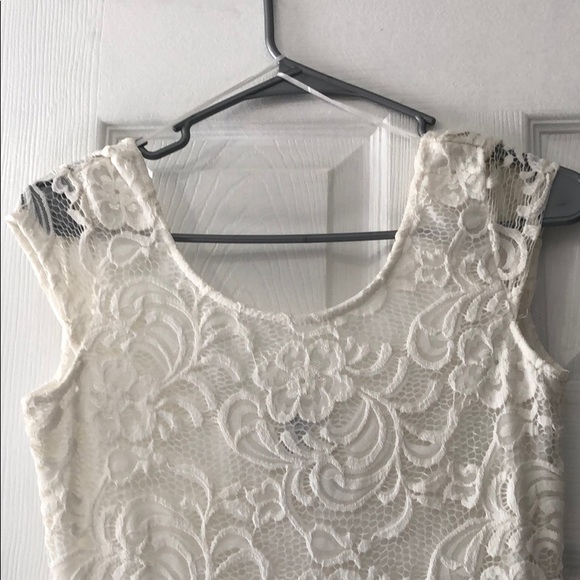 Off White Lace Dress - Picture 4 of 6